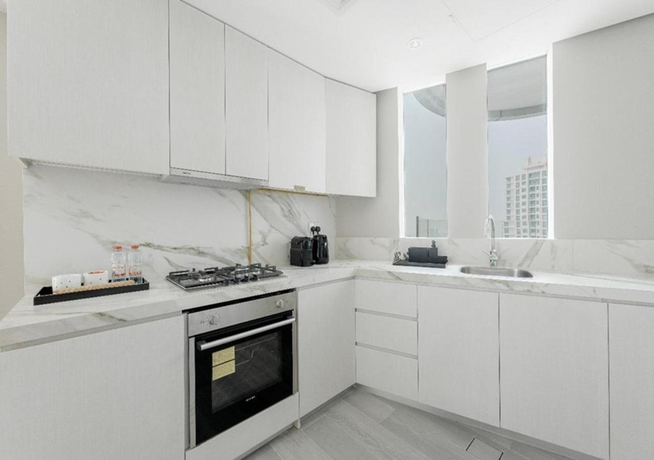Dubai Marina Walk Gem Modern Apartments With Pool & Gym Access, Steps To Beach & Metro Managed By Sunnyhomes Extérieur photo