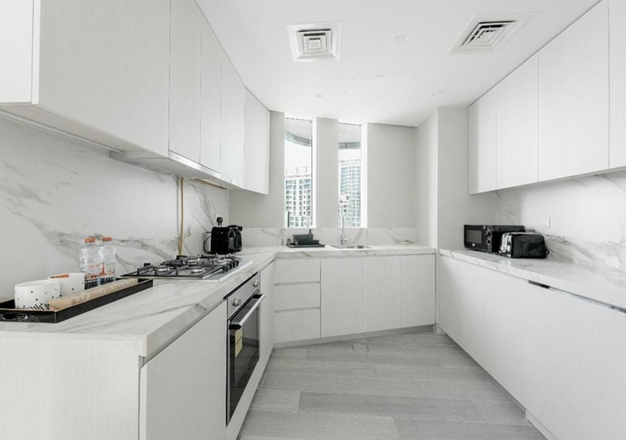 Dubai Marina Walk Gem Modern Apartments With Pool & Gym Access, Steps To Beach & Metro Managed By Sunnyhomes Extérieur photo